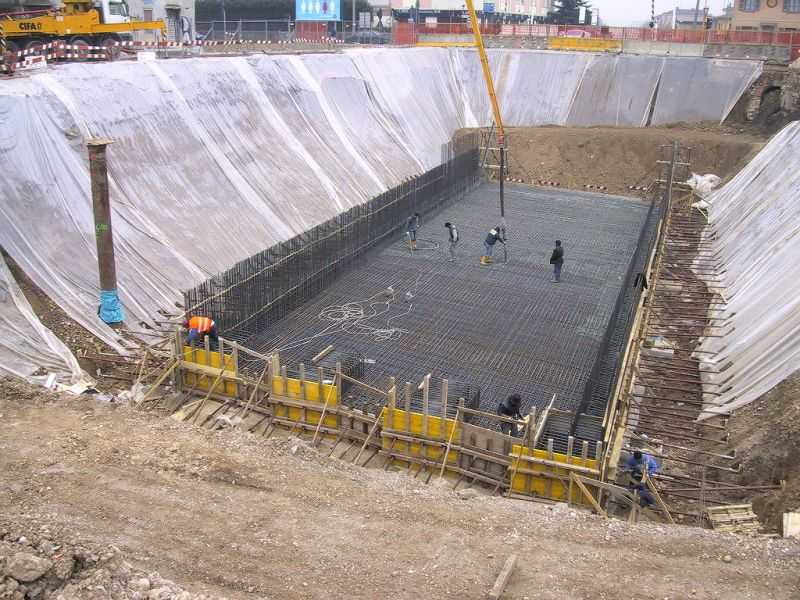 04-Sottopasso ferroviario a spinta.JPG